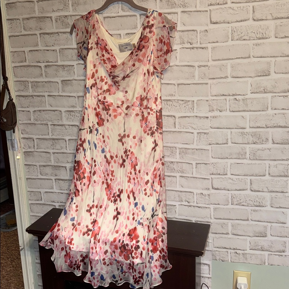 Seraphine Pink Floral dress w/full slip - Picture 14 of 14